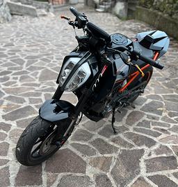 Ktm duke 125