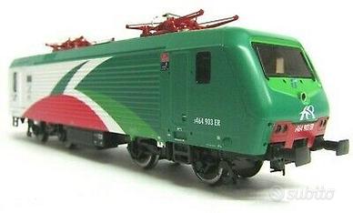 Locomotiva elettrica VITRAINS 2011,E464 903 ER