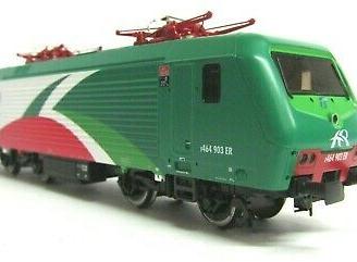 Locomotiva elettrica VITRAINS 2011,E464 903 ER