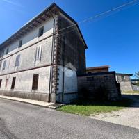 CASA INDIPENDENTE A LESTIZZA