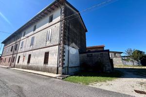 CASA INDIPENDENTE A LESTIZZA