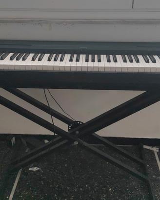 pianoforte digitale Yamaha modello p-45