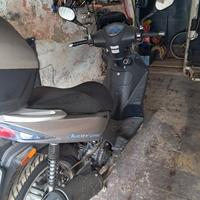 Scooter Kimco