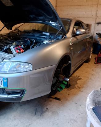 Alfa Romeo Gt 1.9 150cv Ricambi 