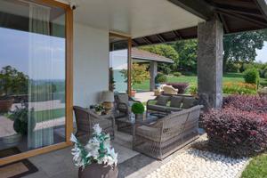 Villa di 420 m² con più di 5 locali e box auto dop