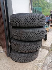 Cerchi 15 fiat con gomme termiche Michelin