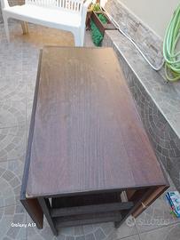 tavolo  da giardino con vano per sedie