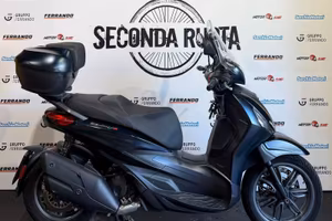 Piaggio Beverly 400