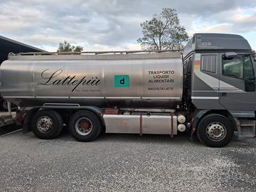 Iveco cisterna trasporto alimenti 