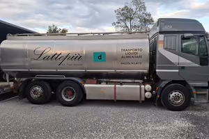 Iveco cisterna trasporto alimenti 