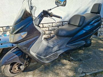 suzuki burgman 400