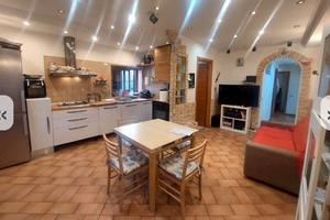 Zagarolo app.to indipendente con corte