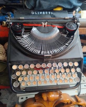 macchina da scrivere ICO Olivetti 