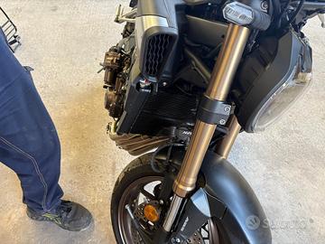 Moto CB650 R ANNO 2025