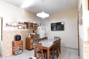 3 LOCALI A POLLENA TROCCHIA