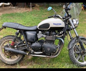 moto Triumph bonneville
