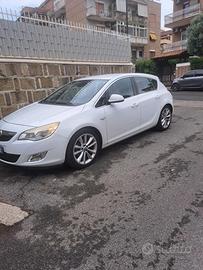 Opel Astra 1.6 allestimento cosmo gpl