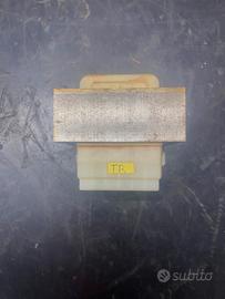 Trasformatore monofase 230v/0-16-32v