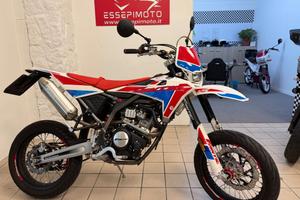Fantic Motor Motard 125 PERFORMANCE 4T