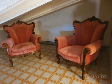 2 poltrone con tavolino
