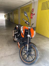 KTM Duke 125