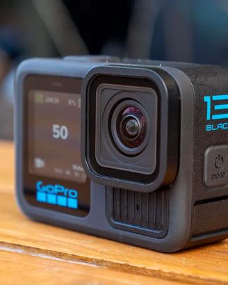 GoPro Hero 13 Black – come nuova + accessori