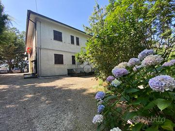 3 LOCALI A TORRIGLIA