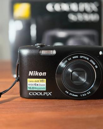 Nikon coolpix s3300 nera