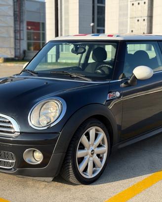 Mini Cooper 1.6 D NEOPATENTATI ESENTE BOLLO frizio
