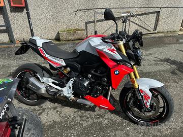 Bmw F900R