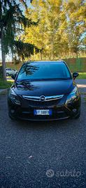 Opel Zafira Tourer 