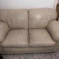 Divano in pelle due posti