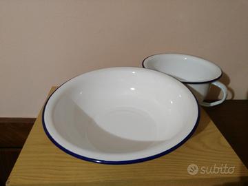 Bacinella e vaso da notte antichi smaltati Nuovi