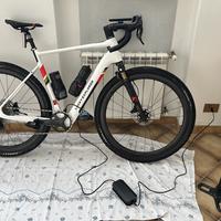 LUCKY EXPLORER S GRAVEL LIMITED EDITION