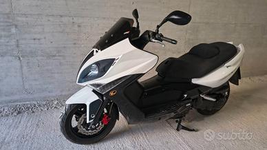 🔥 KYMCO XCITING R 300 – 12.700 KM – GOMME E FRIZI
