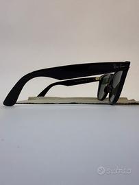 Ray-Ban Wayfarer Sunglasses