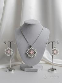 Collana Ciondolo Orecchini Quarzo Rosa floreale