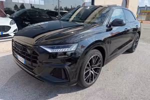 AUDI Q8 45 TDI quattro tiptronic Sport S LINE TETT