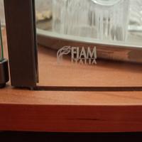  Vetrina marca Fiam Italia