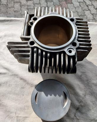 Cilindri e pistoni motore Ducati 900