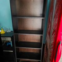 scaffale in legno  con ruote