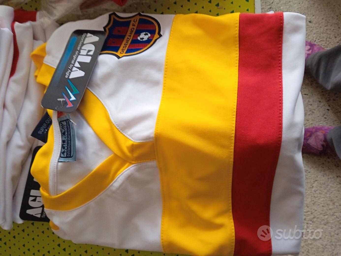 completi calcio n12 dalla S alla xl Sports In vendita a Lecco