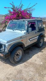 Suzuki Samurai