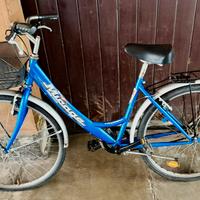 BICI DA DONNA 26’ CON CESTINO