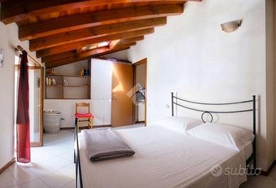 2 LOCALI A PONCARALE