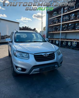 RICAMBI USATI AUTO Hyundai Santa Fe COD. D4HB 2012