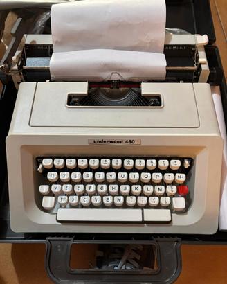 Macchina da scrivere Olivetti Underwood 460