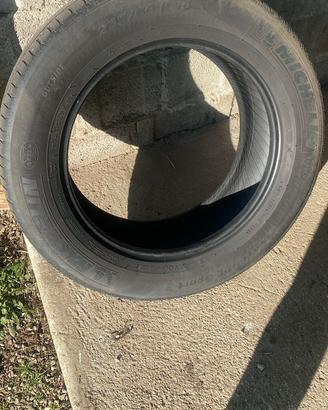 4 ruote Michelin 235/60R18 103V
