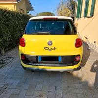 Fiat 500L Trekking - Gialla con tetto bianco