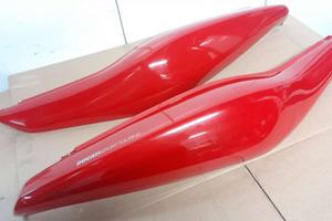 Fianchetti con difetti Ducati ST2 ST3 ST4